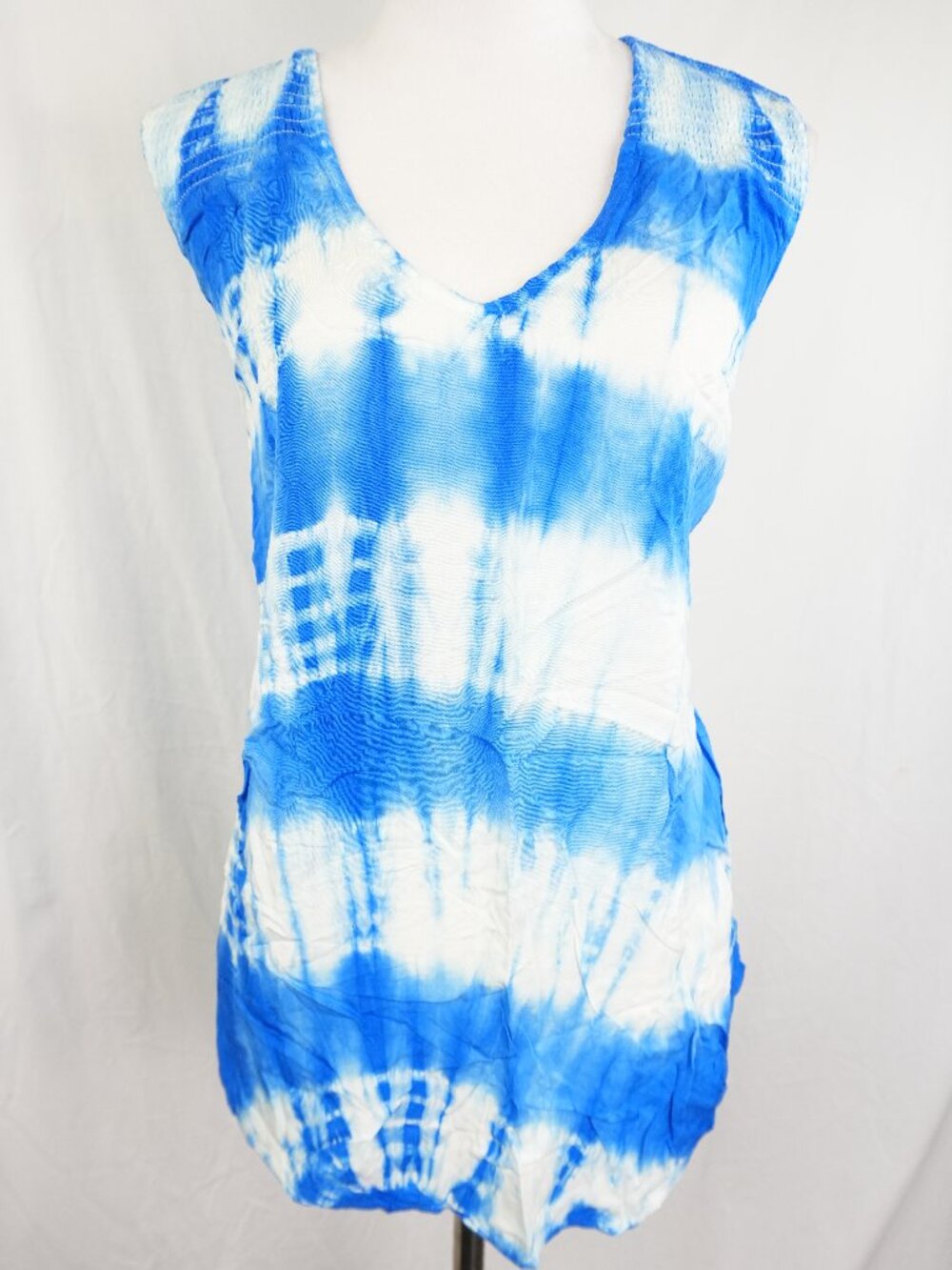 LNC Torrid Womens Size 0 Large Tie dye Tank Top Blue White Flowy Lightweight